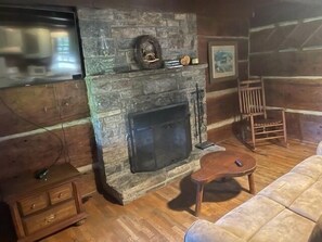 TV, fireplace