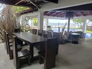 Outdoor dining - "Beach Front House with Pool" (San Alfredo)