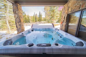 Deluxe House, 5 Bedrooms, Hot Tub, Mountain View (Goldenrod Home 6) | Exterior - Goldenrod Home 6 (Keystone)