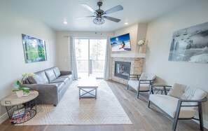 Living area - Clearwater Lofts Bldg 2 203 (Keystone)