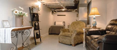 4 bedrooms, free WiFi, bed sheets