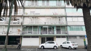 Front of property - Caravansaro Vazquez de Mella (Mexico City)