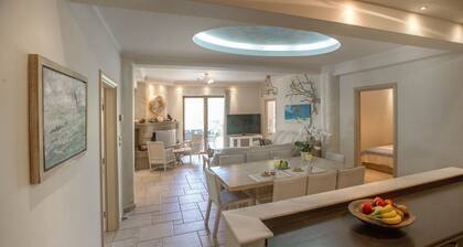 Family Getaway in Marathon by GHH