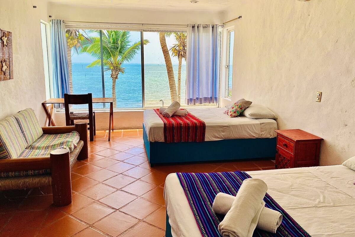 Deluxe Quadruple Room | WiFi (free), bed sheets