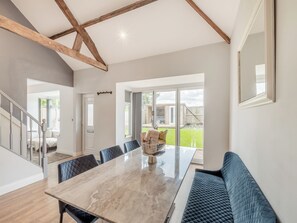 Unclassified image, 5 of 27, button