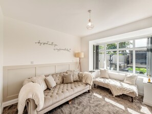 TV, fireplace - Vallum Villa - UK40231 (Bardon Mill, nr Hexham)
