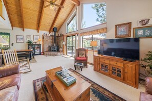 TV, fireplace, DVD player