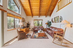 TV, fireplace, DVD player