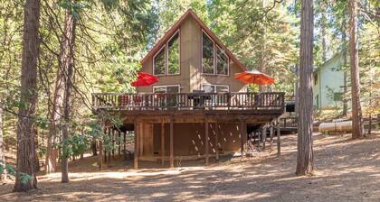 Pop's Place - Air Conditioned Cabin w/ Access to Golf and BLS