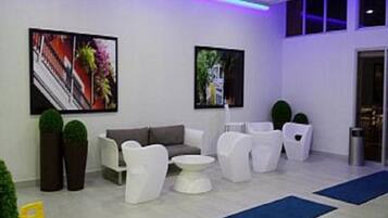 Sala de estar en el lobby