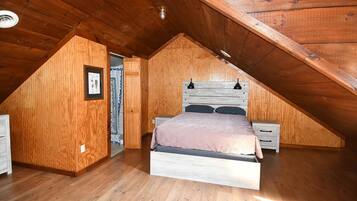Appartement, plusieurs lits (Mountain Meltdown - Unique Hideaway) | 3 chambres