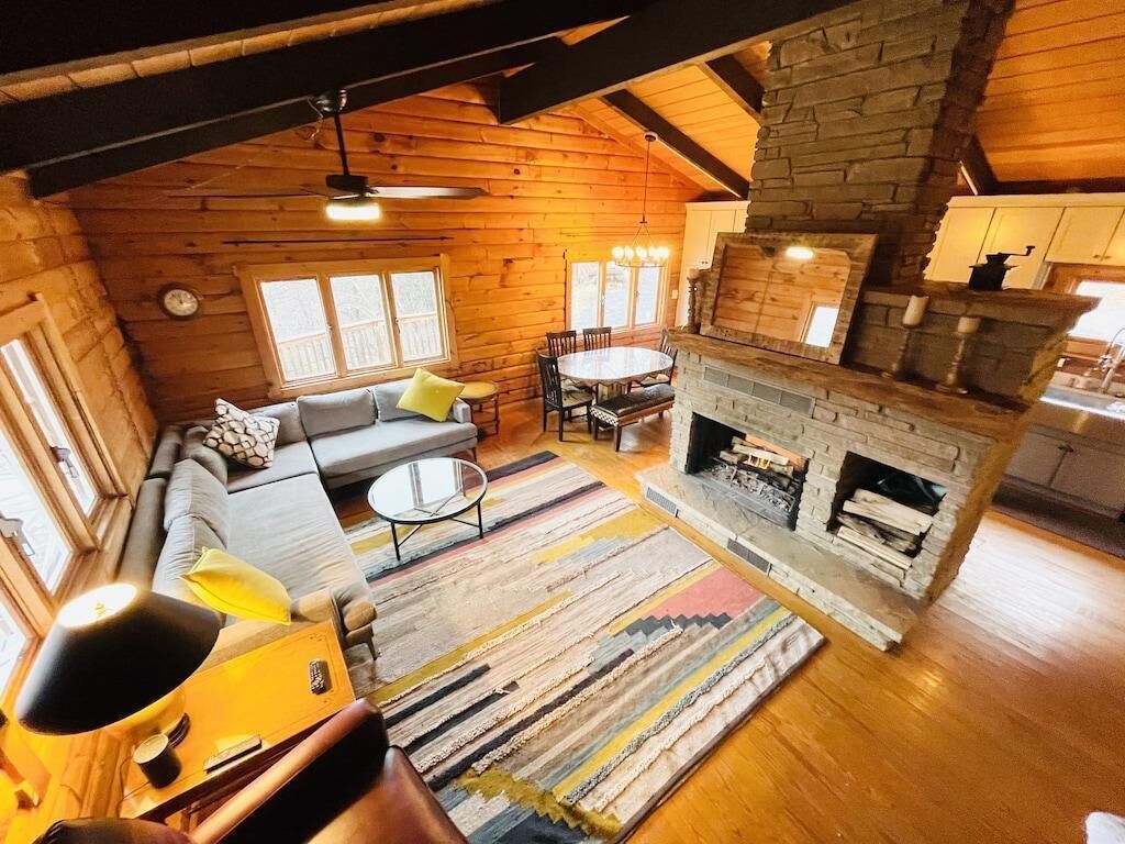 Cabin, Multiple Beds (Riverfront Log Cabin) | Living room