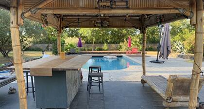 Villa with swimming pool in a natural area