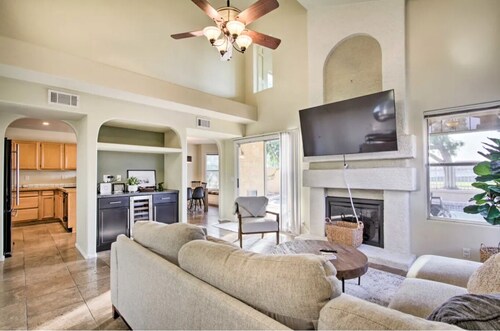 3 bedroom home on golf course. Heated pool! Remote work,kid,pet friendly!