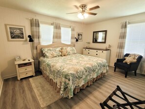 3 habitaciones, escritorio y cortinas blackout 