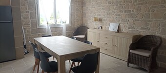 House in the countryside surrounded by vineyards