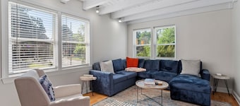Downtown Raleigh | Sleeps 15 | Game Yard & Parking
