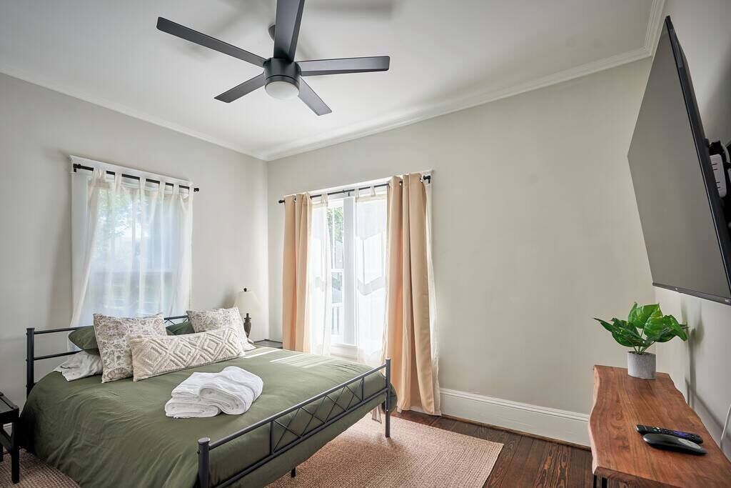 2 bedrooms, iron/ironing board, travel crib, WiFi