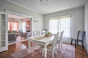 Dining - Pet Friendly • 2BR Home • Walk to Downtown (Raleigh)