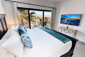 3 habitaciones, caja de seguridad en la habitación y escritorio 