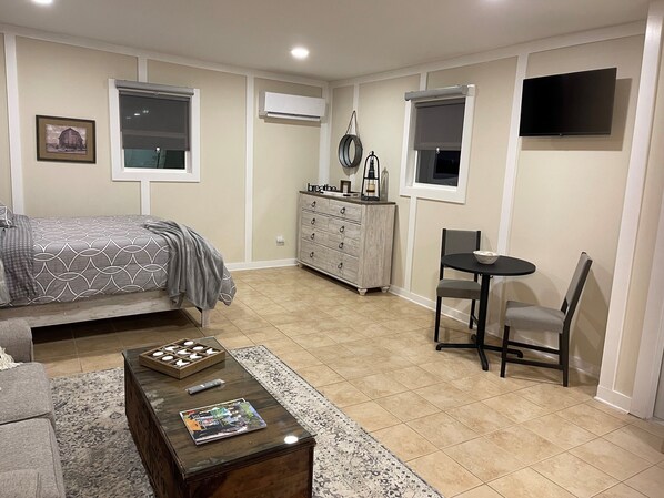 1 bedroom, iron/ironing board, free WiFi, bed sheets