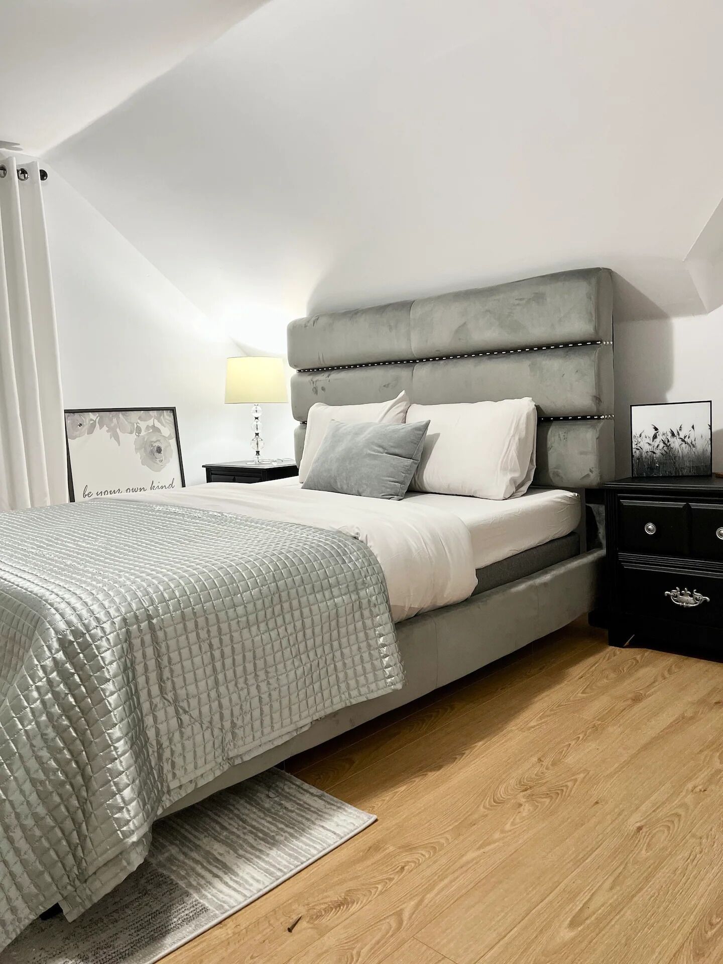 2 chambres, fer et planche à repasser, accès au Wi-Fi (inclus)