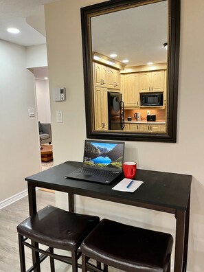 Interior - *Charming beautiful house* 7mn to downtown Ottawa (Gatineau)