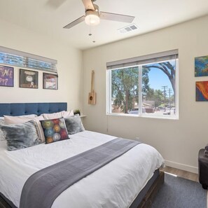 3 bedrooms, iron/ironing board, free WiFi, bed sheets - Breezy 3 Bedroom Home Walking Distance to Downtown (Paso Robles)