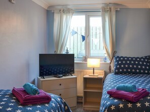 5 bedrooms, free WiFi, bed sheets