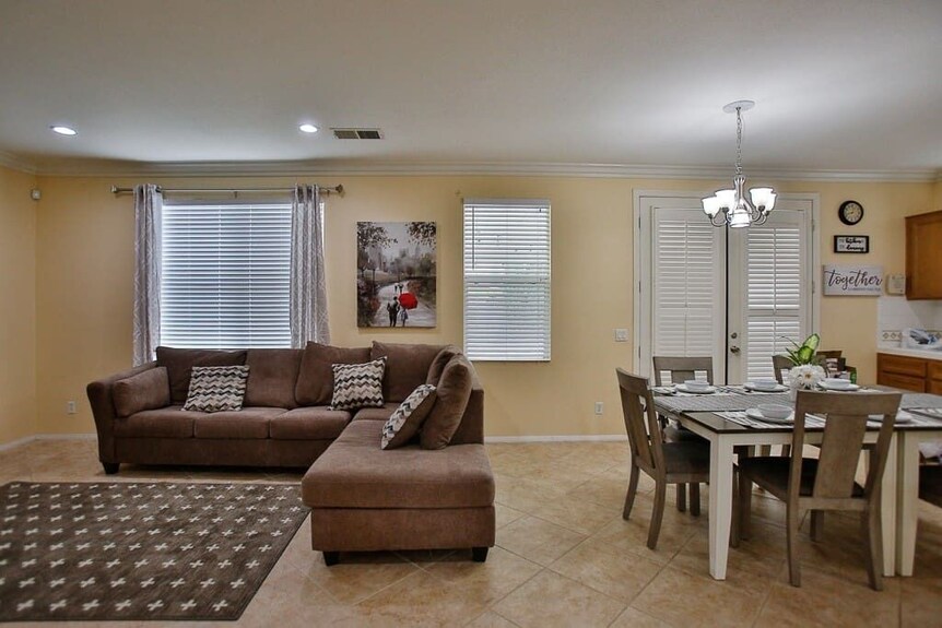 This House Is A 5 Bedroom(s), 3 Bathrooms, Located In Eastvale , Ca. - Ontario, CA