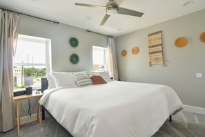 3 habitaciones, tabla de planchar con plancha, wifi y ropa de cama
