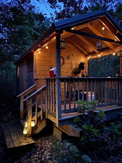Tiny Cabin with Private Hot Tub on 100 Acres Kayaks, Canoes & Paddleboards