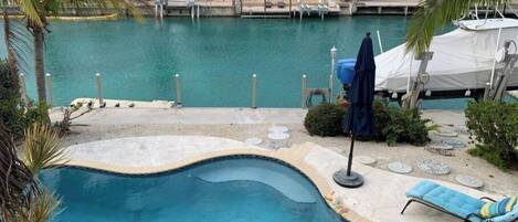 Piscina all'aperto