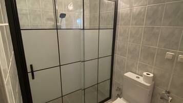 Apartment | Bathroom