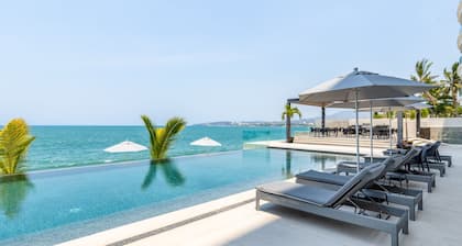 Luxury 2 bed/2 bath Beach Front 4th Floor Condo with Pool -Bucerias