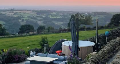 2 bedroom accommodation in Mellor, near Marple