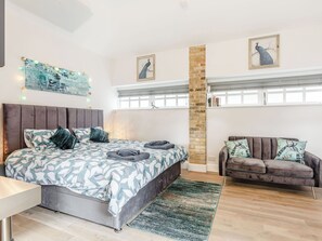 1 Schlafzimmer, kostenloses WLAN, Bettwäsche