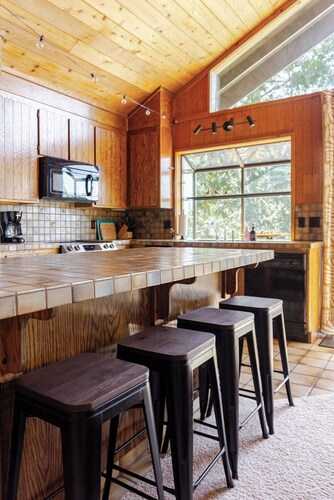 Epic stargazing at the Treehouse Chalet