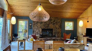 TV connectée, cheminée