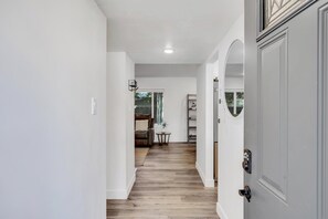 Interior - Remodeled West Sacramento home in quiet location! (West Sacramento)