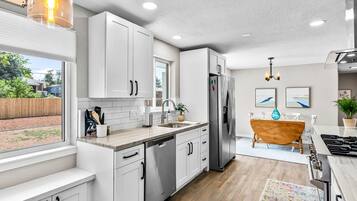 Fridge, microwave, oven, stovetop