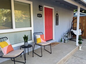 Terrace/patio - Gorgeous, modern and sweet (Orangevale)