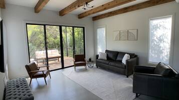 Téléviseur connecté, foyer