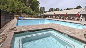 Outdoor pool, a heated pool - Luxurious Ski-In/Out Kearsarge Brook Condo on Cranmore Mountain (Conway)