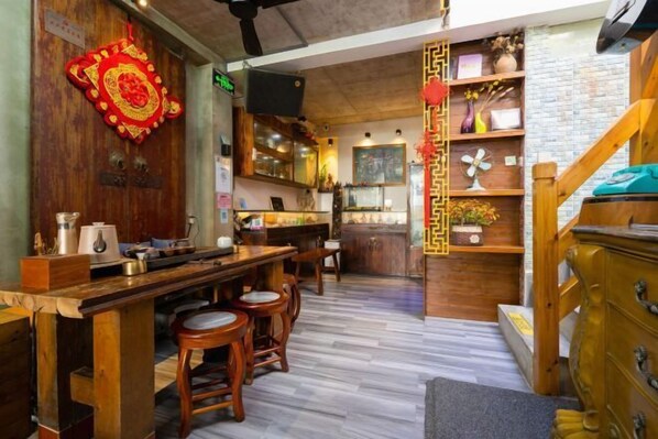 تناول الطعام