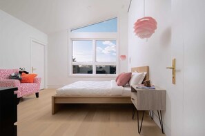 4 bedrooms, WiFi