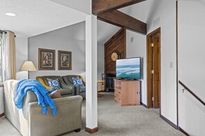 Smart TV, DVD player, books