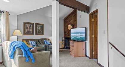 Holiday Shores 18 - Three Bedroom Villa, Sleeps 8