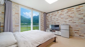 Basic Room, 1 Bedroom (205) | 1 bedroom, free WiFi - Chuncheon Ssmt Pension (Chuncheon)