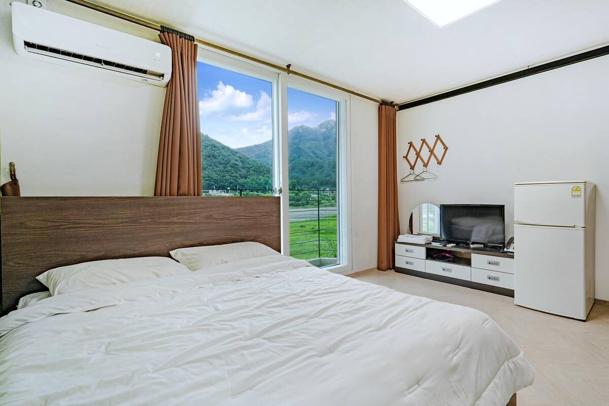Basic Room, 1 Bedroom (203) | 1 bedroom, WiFi (free)